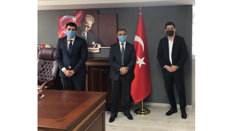 Özel Öğretim Kurumları Genel Müdürü Sn. Dr. Muammer Yıldız bizi makamında kabul etti